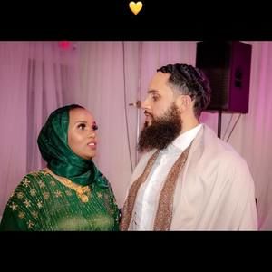 Meet your Posher, Farhia